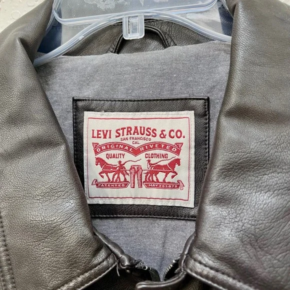 Levis Mens Faux Leather Trucker Jacket Black Zip Snap Moto Biker EUC - Picture 2 of 8